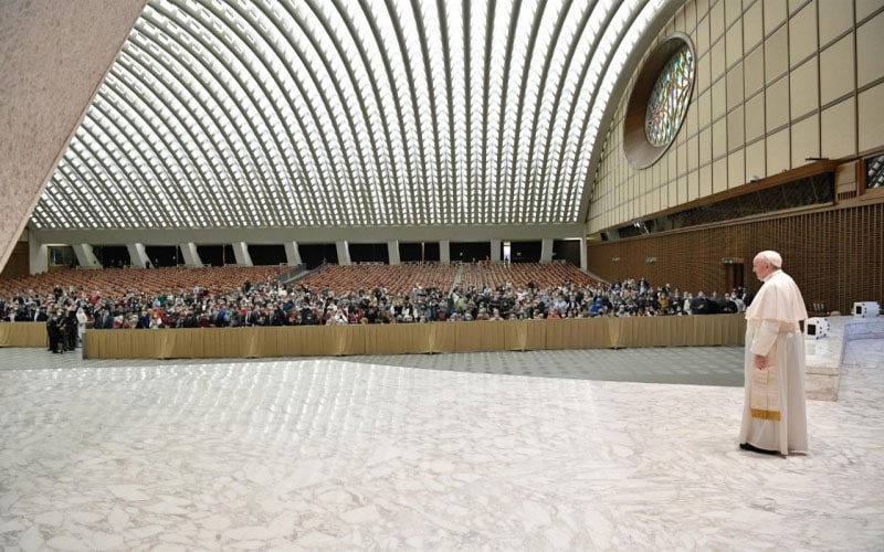 Papa Francisco | La oración es el centro de la vida, si hay oración, también el hermano, la hermana, el enemigo, se vuelve importante