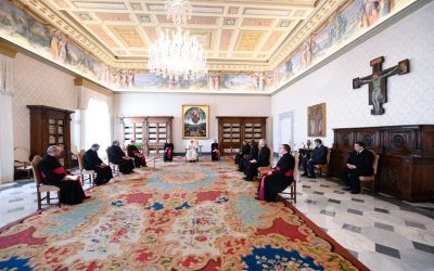 Papa Francisco | No hay mejor forma de rezar que ponerse como María en una actitud de apertura, de corazón abierto a Dios