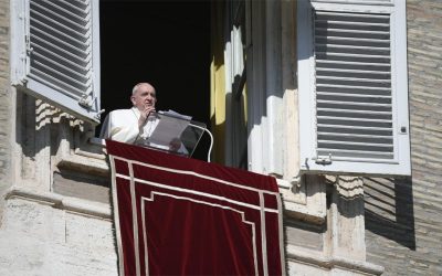 Papa Francisco | En nuestros momentos de oscuridad el Señor sale a nuestro encuentro, pidiendo ser acogido, como aquella noche en el lago