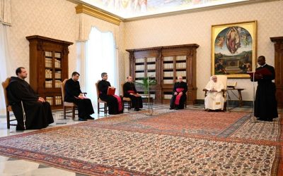 Papa Francisco | La oración nos ayuda a encontrar la dimensión adecuada, en la relación con Dios, nuestro Padre, y con toda la creación