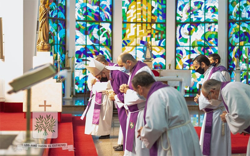 CABA | Mons. Santiago Olivera dio Gracias a Dios por el año transcurrido y por lo que nos queda aún por desarrollar en este tiempo de Adviento, esperando la Navidad