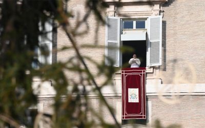 Papa Francisco | El Adviento es un tiempo en el que, en lugar de pensar en dones para nosotros, podemos dar palabras y gestos de consuelo a los heridos, como hizo Jesús