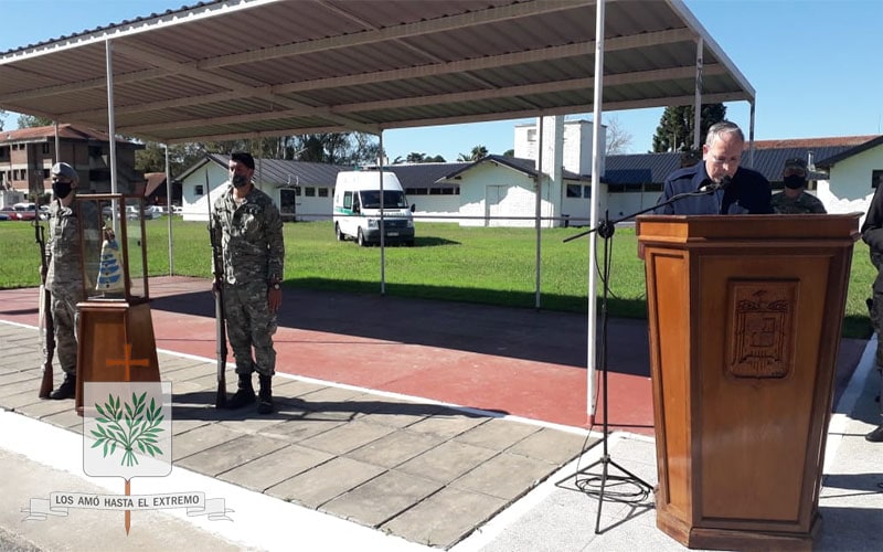 Buenos Aires | Mons. Olivera presidió la Asunción y Juramento de Fidelidad del nuevo Capellán Castrense en el IFE