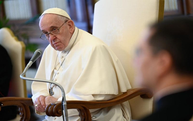 Papa Francisco | La oración purifica el corazón, y con eso, aclara también la mirada, permitiendo acoger la realidad desde otro punto de vista