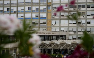 Roma | Continúa mejorando el Santo Padre, agradeció al personal médico y expresó su cercanía con quienes sufren