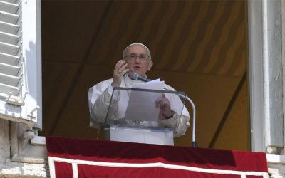 Papa Francisco | Si queremos seguir a Jesús, debemos recorrer el camino que Él mismo ha trazado, el camino del servicio