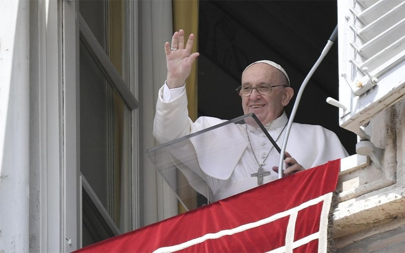 Papa Francisco | Una sociedad cuyo centro sean los intereses en lugar de las personas es una sociedad que no genera vida