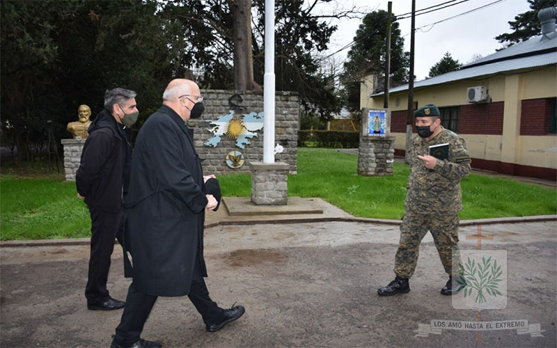 Buenos Aires | Mons. Olivera visitó la Región 1 de GNA, donde además entronizó y bendijo la imagen de Santo Brochero