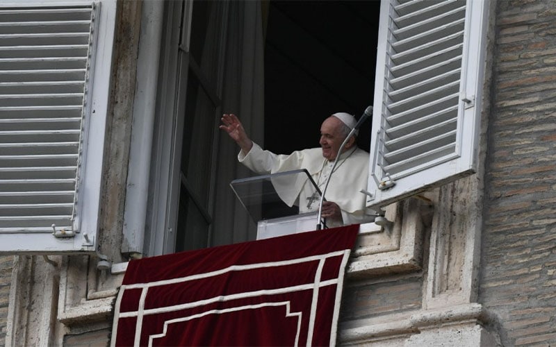 Papa Francisco | La confianza libera, siempre, el miedo paraliza