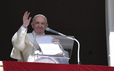 Papa Francisco | Cuando la fe está viva, la oración es sincera, a Jesús, que todo lo puede, hay que pedirle todo