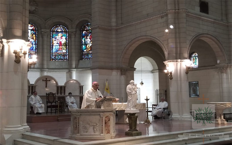 Mons. Olivera | Como Cristo es Rey del universo, tiene que ser Rey de nuestras vidas