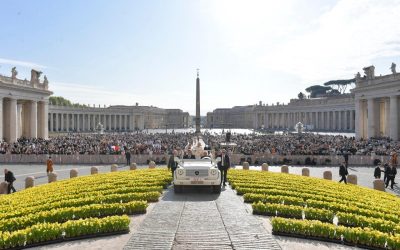 Papa Francisco | El amor por lo humano que nos es común, inclusive honor por la vida vivida, no es cosa de viejos