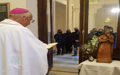 Casa Rosada | En la Capilla Cristo Rey, Mons. Olivera bendijo y entronizó una imagen de San José