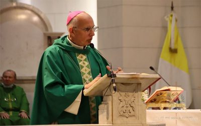 Mons. Olivera | Que podamos escuchar la voz del Cnel. Larrabure, que podamos perdonar, que no tengamos odio, que no haya rencores, que no haya venganza, ésta será la mayor fidelidad a su causa