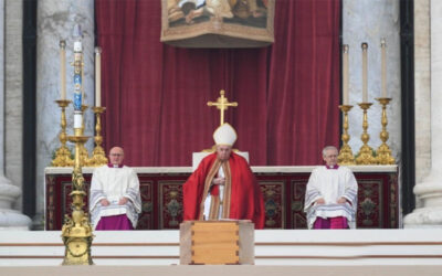 Papa Francisco | “Padre, en tus manos encomendamos su espíritu”