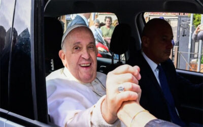 Su Santidad Francisco fue dado de alta