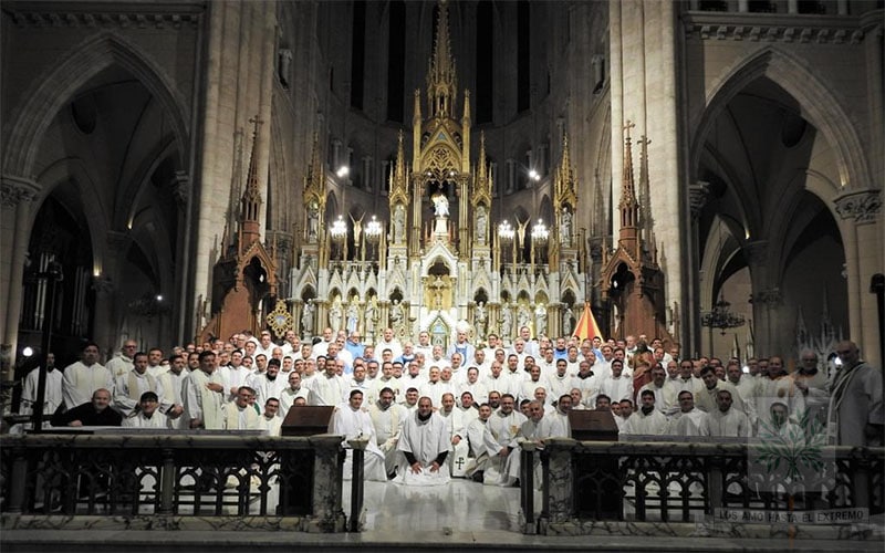 Mons. Olivera | Que tu identidad sacerdotal, siga siendo ese distintivo necesario, para servir más y mejor a los hombres y mujeres de nuestras Fuerzas, sus familias, y de los queridos Retirados