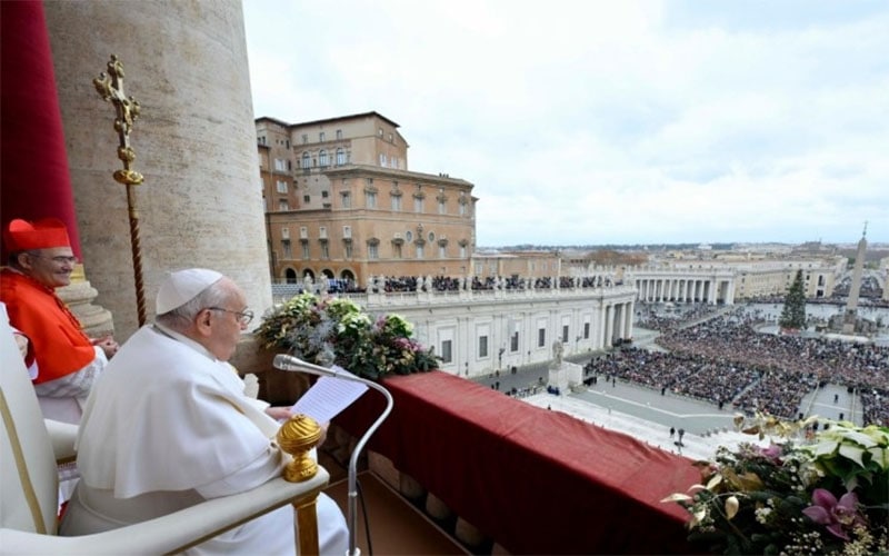 Papa Francisco | En medio de la oscuridad del mundo, hoy prevalece la luz de Dios