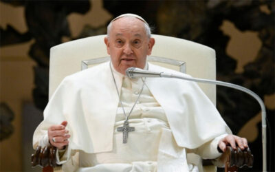 PAPA FRANCISCO | Aprendamos de María, Madre del Salvador y Madre nuestra, a dejarnos abrir los oídos a la Palabra divina, a acogerla y apreciarla