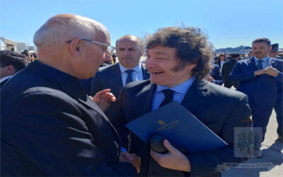 CABA | El Obispo Castrense de Argentina asistió a la ceremonia de firma de convenio por la adquisición de un C-130 Hércules