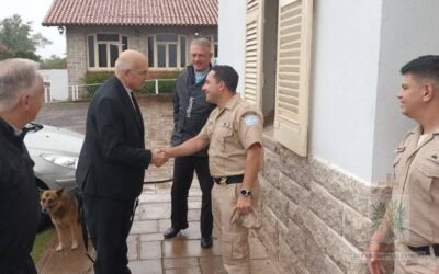 CÓRDOBA | Mons. Olivera visitó la sede de PNA Embalse Río Tercero