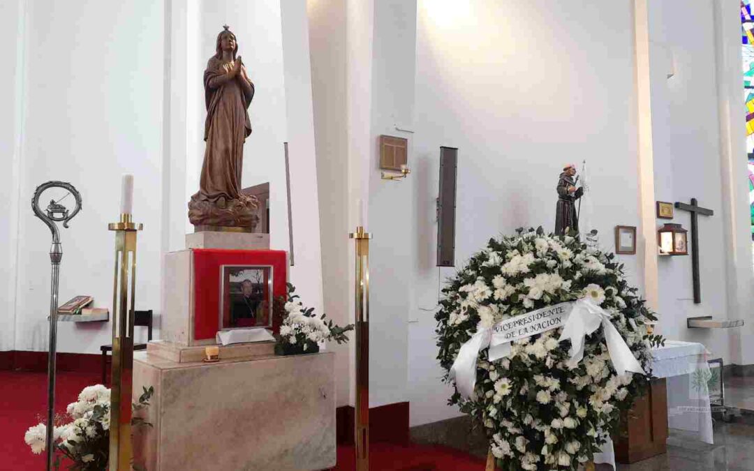 MONS. OLIVERA | Que Mons. Antonio interceda ante Jesús para que transitemos caminos donde el amor y la verdad se encuentren y por tanto la justicia y la paz se abracen