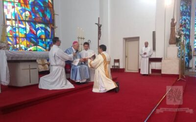 MONS. OLIVERA | El Diácono es para la Iglesia siempre el recuerdo y la alarma de lo que no podemos dejar de hacer, »acordarnos de servir a los más pobres«