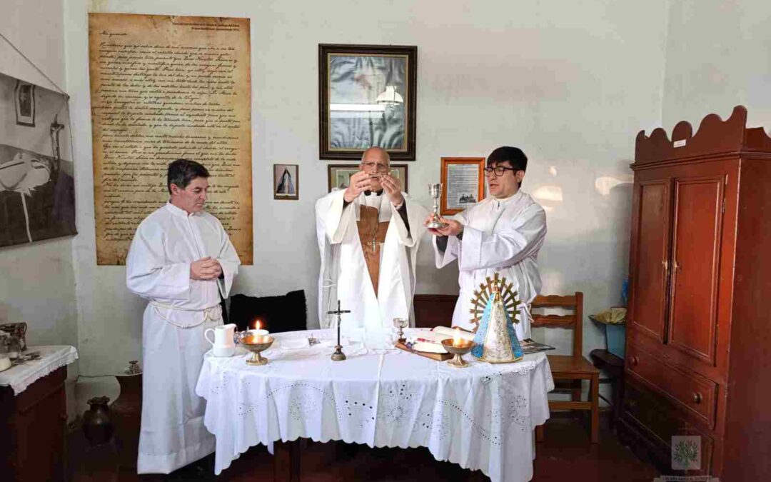 CÓRDOBA | Mons. Olivera admitió a las Sagradas Órdenes a nuevo candidato