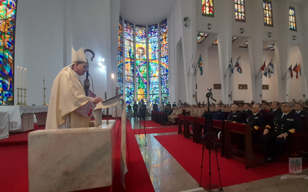 MONS. OLIVERA | María es, sin duda nuestra Estrella, nuestra luz y faro en el océano de la vida
