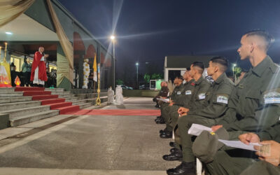 TUCUMÁN | En su visita pastoral al INSTRIPEPI, Mons. Olivera entronizó la imagen de la Comandante Generala de GNA, Ntra. Sra. de Luján y administró Sacramento de Confirmación