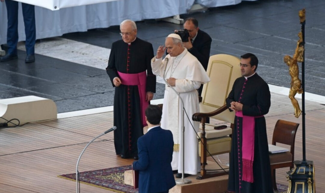 PAPA LEÓN XIV | El auténtico destino del corazón no consiste en la posesión de los bienes de este mundo, sino en alcanzar lo que puede colmarlo plenamente, es decir, el amor de Dios, o, mejor dicho, Dios Amor