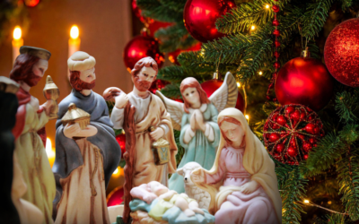 MONS. OLIVERA | Vistamos nuestros hogares, lugares de trabajo, instituciones, calles de los sentidos adornos que nos llevan a recordar, en las preocupaciones propias de cada día, que estamos transitando un tiempo nuevo y renovador