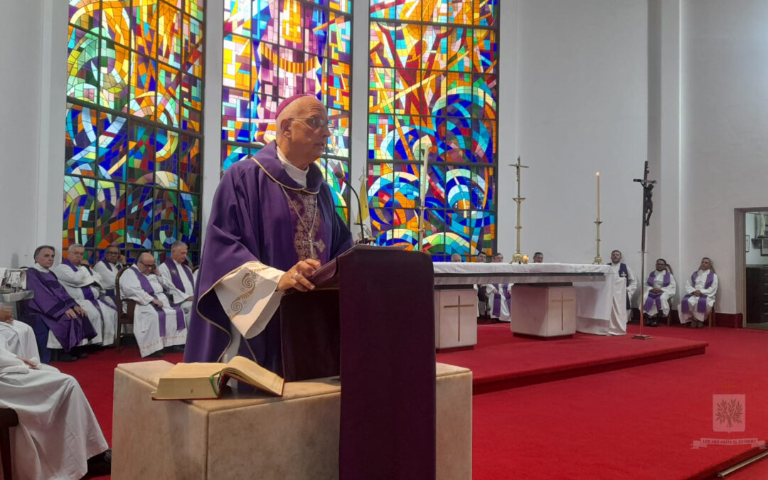 MONS. OLIVERA | Este es el tiempo durante el cual debemos ir sacando de nuestra vida todo lo que nos aleja de Dios, y mirar aquello que nos acerca a Dios