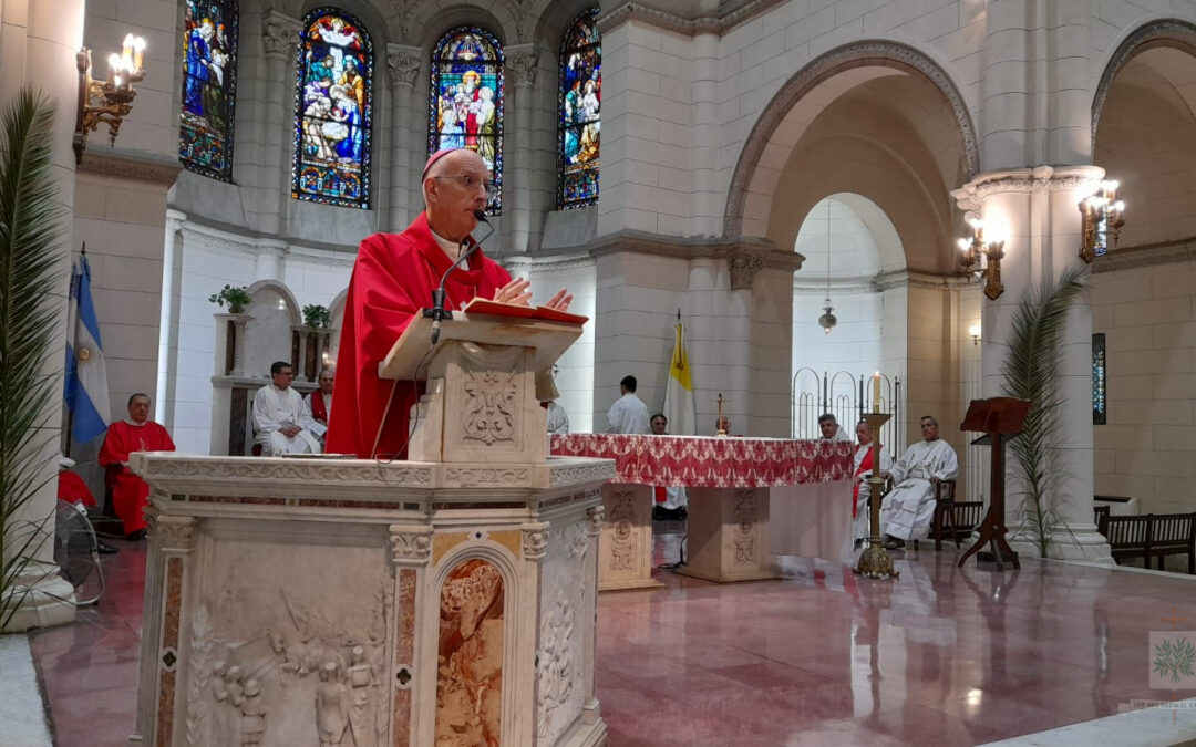 MONS. OLIVERA | Pidamos al Señor, que en esta nueva Semana Santa que nos da la gracia de celebrar, que podamos ponernos cada día de parte del pueblo que reconoce al Señor que viene, el Señor que nos salva