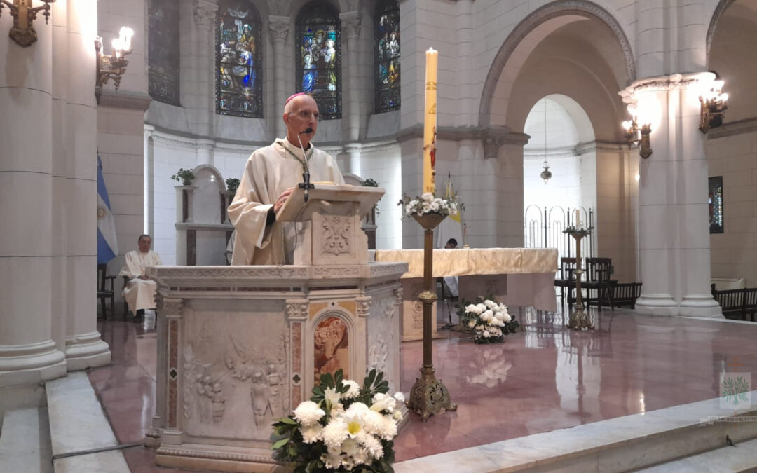 MONS. OLIVERA | Estamos llamados a vivir como testigos, un cristiano no puede guardarse la alegría de la fe, debemos ser misioneros testigos