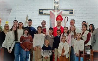 BUENOS AIRES | Mons. Olivera administró el Sacramento de Confirmación a fieles castrenses en la Parroquia San Miguel Arcángel