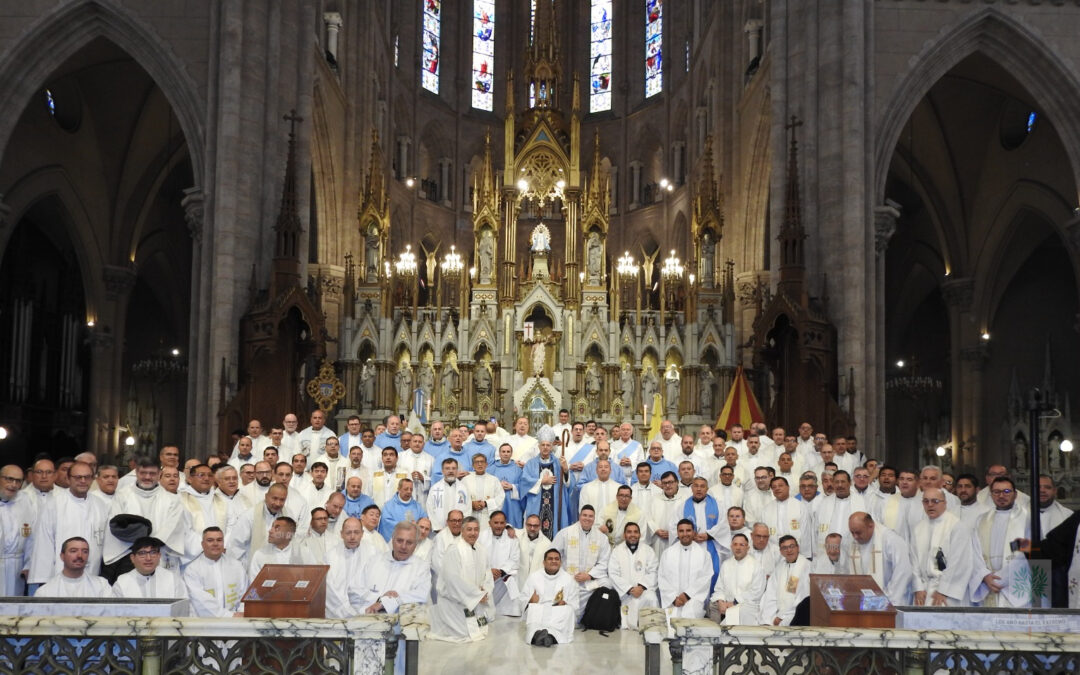 MONS. OLIVERA | Pidamos a la Virgen que nos renueve el ardor por el rezo del Santo Rosario por la conversión del mundo, que nos avive el deseo de la oración personal y comunitaria
