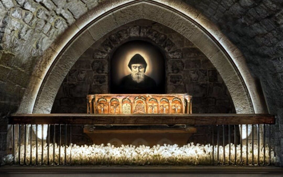 Pedimos a Dios, por intercesión de la Santísima Virgen María y de San Charbel el don de la Paz y la conversión de los corazones