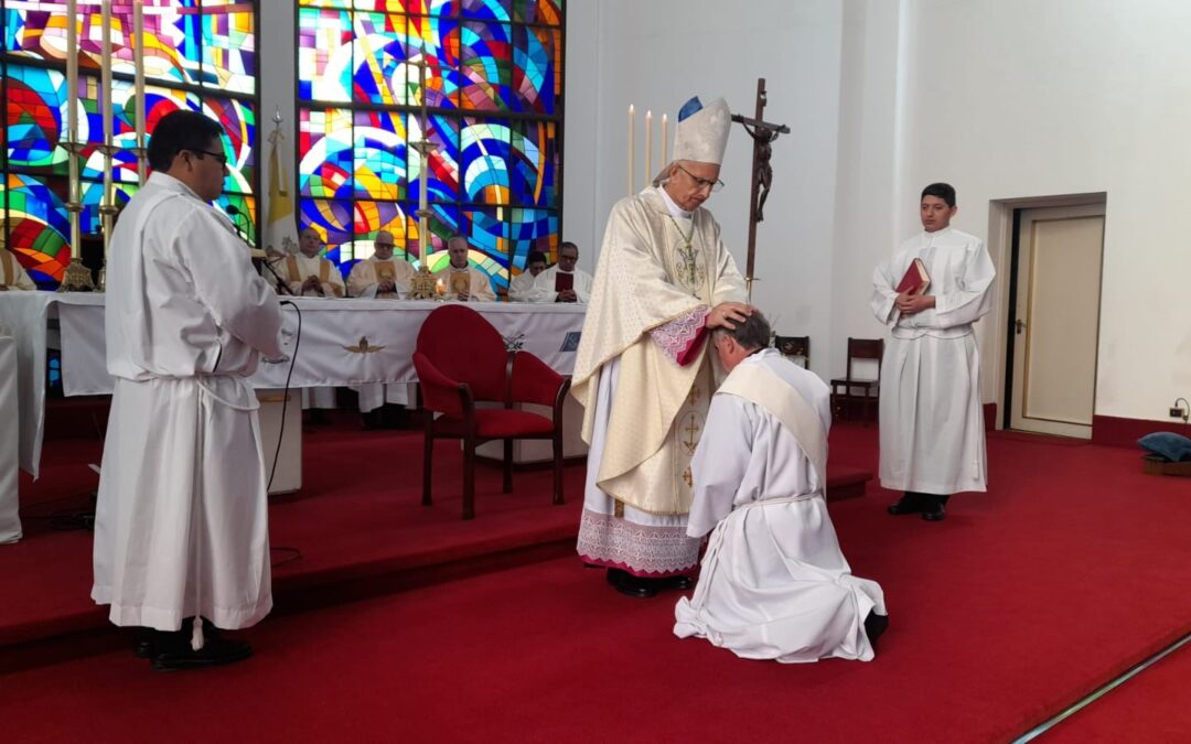 MONS. OLIVERA | Damos gracias a Dios y ponemos en las manos de María, la Virgen fiel, Stella Maris, esta nueva etapa de tu vida que manifiesta tu sacerdocio para siempre en favor de los hermanos