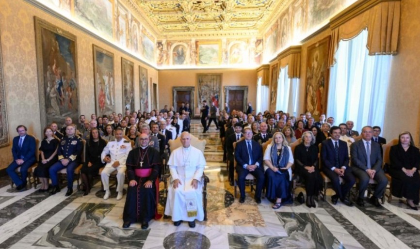 ObispadoCastrenseArg_PapaLeón OrdinariatoCastrensePortugal