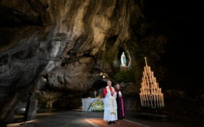 PAPA LEÓN XIV | Oh Virgen Inmaculada, haz que la luz que llevamos esta noche en nuestras manos no se apague jamás en nuestras vidas
