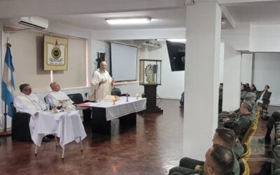 Mons. Olivera inauguró el Oratorio, entronizó y bendijo la imagen de San Bernardo de Claraval Patrono de la ESCUSUPER